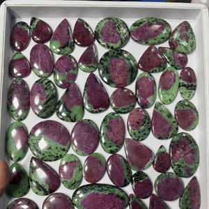 פרמיה 100% פרמיה טבעי אודם cabochon חן בעבודת יד עם גודל מותאם אישית