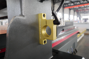 Alpha High Precision CNC Wood Router 3D Máquina de carpintería 4 * 8ft 1325 Machine Router CNC con cuerpo pesado - Product Image 5