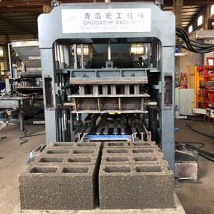 Mesin pembuat bata semen otomatis <span class=keywords><strong>QT6</strong></span>-<span class=keywords><strong>15</strong></span> mesin getar blok beton Tiongkok dengan mesin Diesel <span class=keywords><strong>15</strong></span> blok 6200 900x680x25mm - Product Image 2