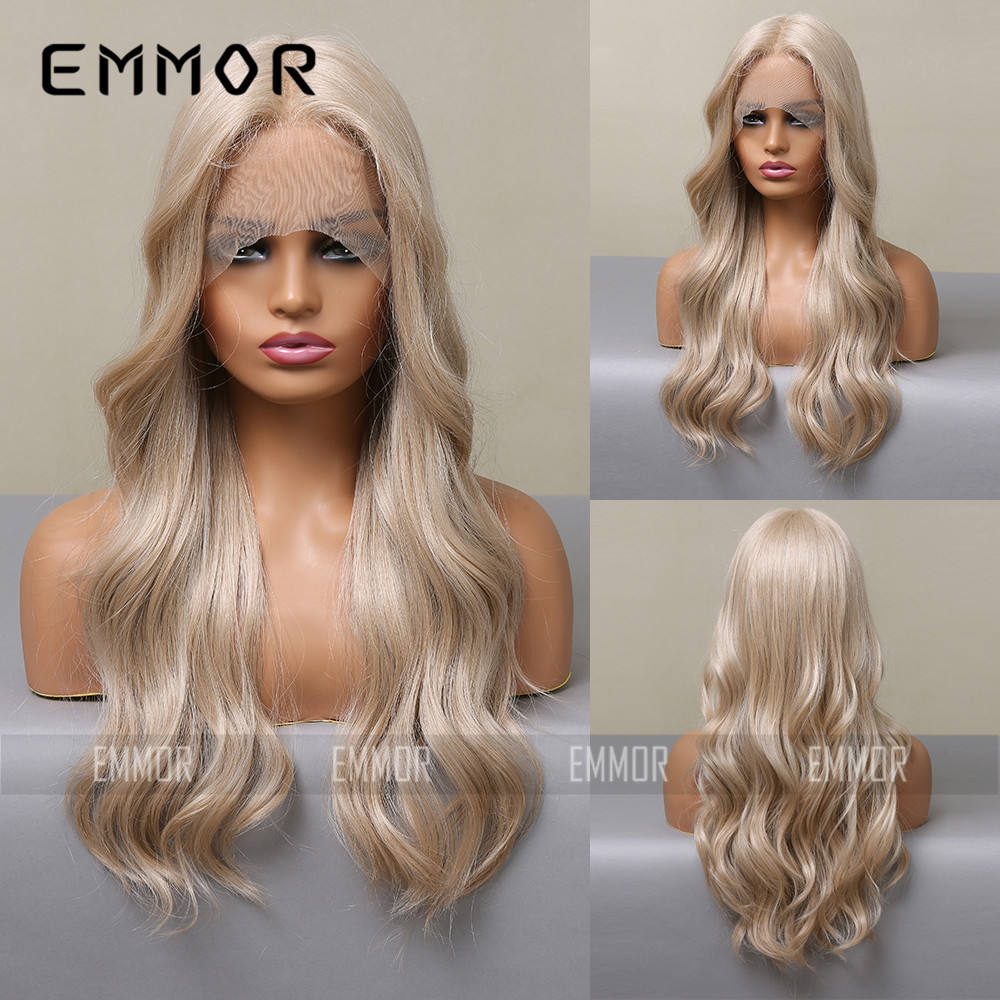 ลูกไม้สีทอง