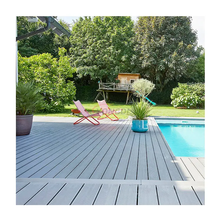 Pannelli moderni e durevoli di lunga durata impermeabili resistenti ai raggi uv terrasse WPC muslimate pool deck boards