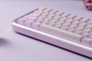 Teclado mecánico con caja de metal CNC de tres modos RGB K65 USB Tipo C Tecnología Teclado mecánico - Product Image 4