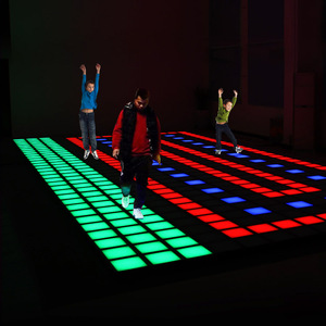 Il popolare programma DMX di puntelli 64 pixel interattivo led dance floor tile gioco sensibile alla pressione per i giochi per bambini - Product Image 2