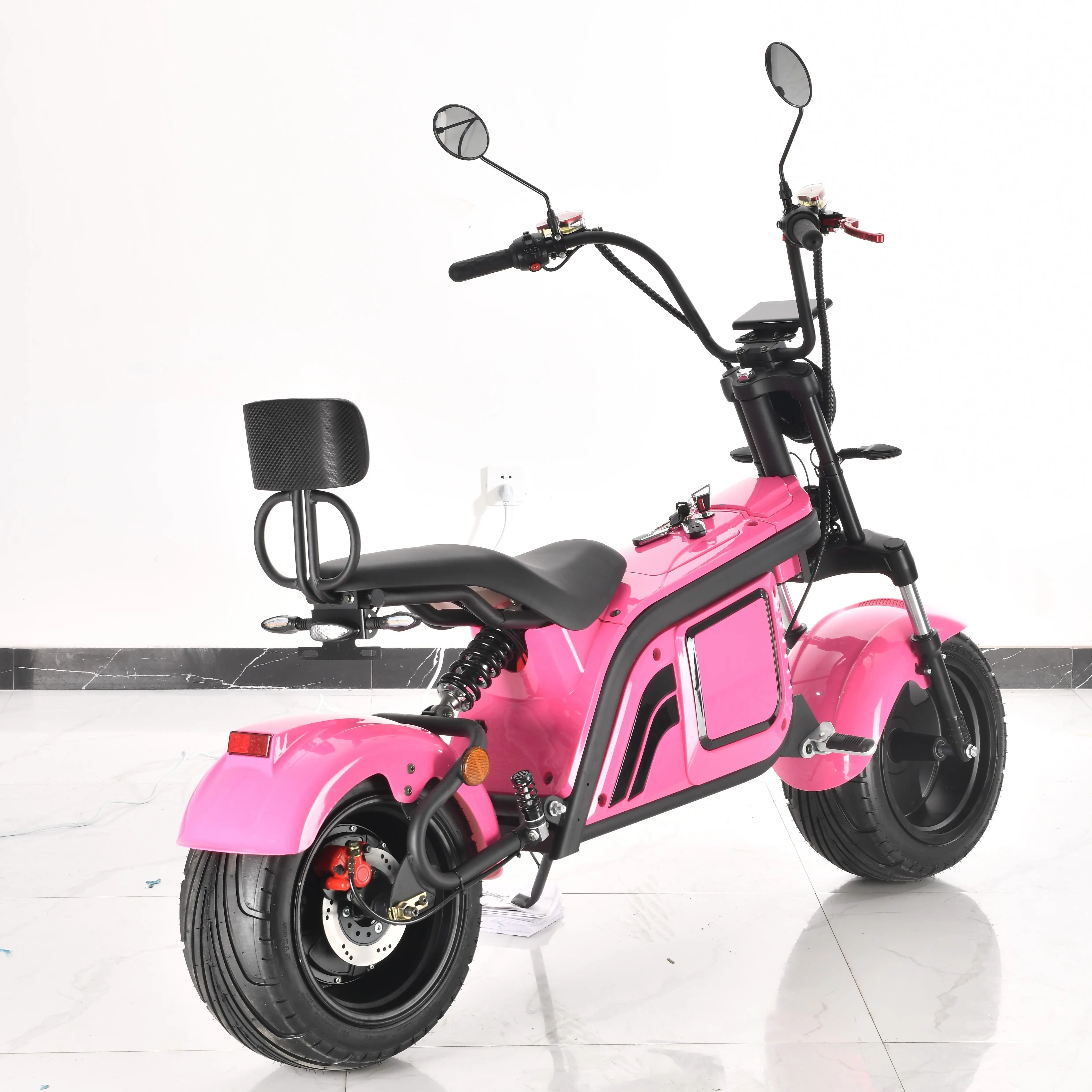 Vente chaude Électrique Tricycle Dans Électrique Scooters 3 Trois de Handicap De Roue Avec Padals Pour Adultes/Personnes Âgées