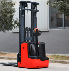 <strong>USA</strong> Type 1500kg Electric Straddle Pallet <strong>Stacker</strong> with Adjustable Forks - Product Image 4