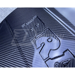 Mercedes Benz <span class=keywords><strong>G</strong></span> Wagon W463 için BB tarzı kuru karbon Fiber arka yedek lastik kılıfı