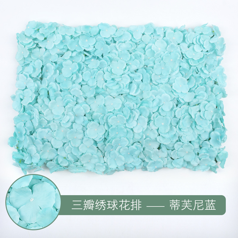 Rangée à trois pétales d'hortensia-bleu tiffany