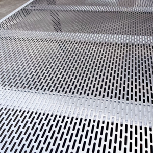 Fogli perforati decorativi prodotti in fabbrica e piastre in rete perforata da materiali zincati. - Product Image 4