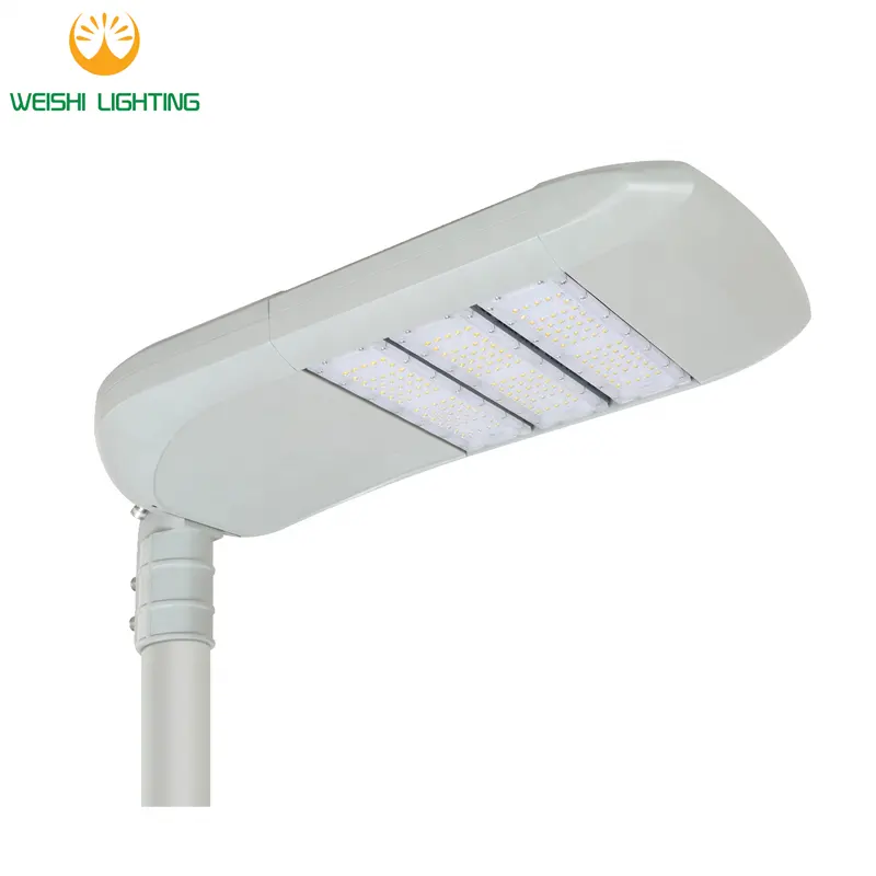 Iluminação externa ip66 led luminárias de rua com fotocélula 2022 ultra brilhante alta qualidade 160lm/w ip67 ip66 200w