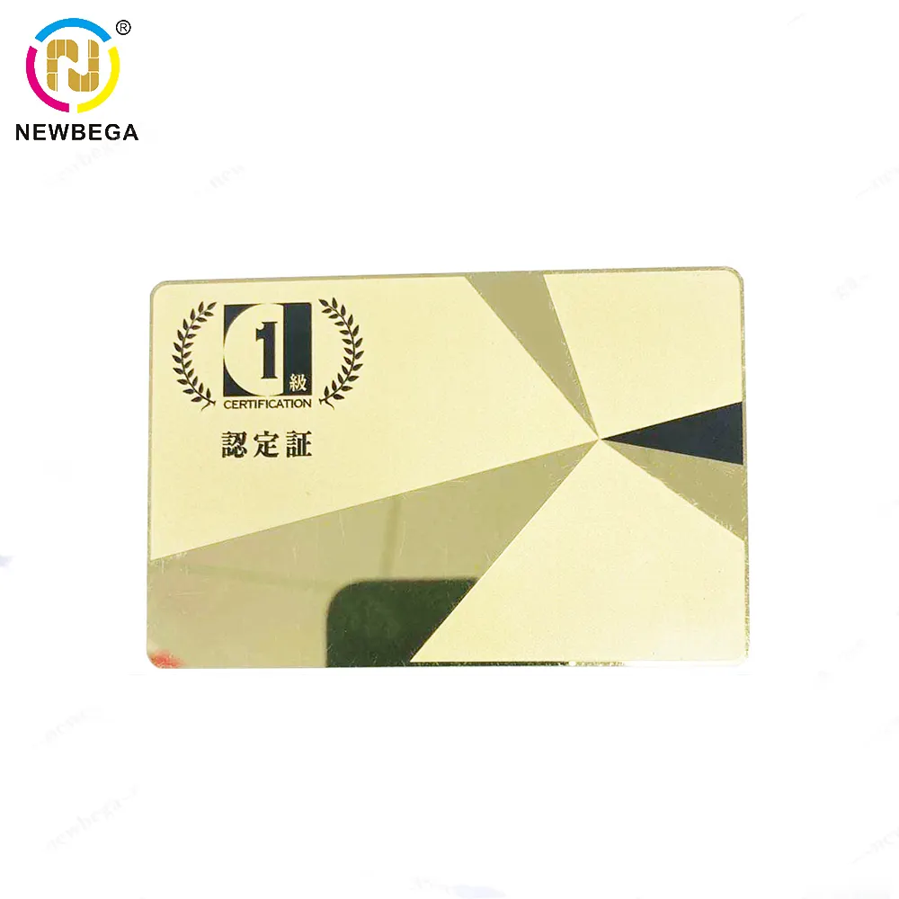 بطاقة عضوية معدنية 48 بايت EV1 فائقة الخفة باللون الذهبي والأسود مخصصة من البولي فينيل كلوريد في الصين