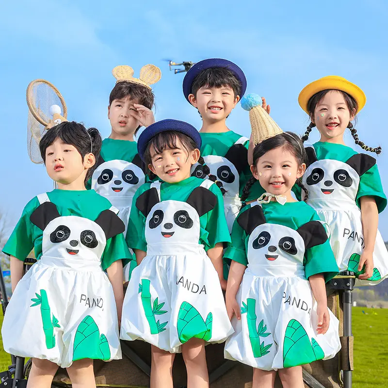 Disfraz de seis niños dibujos animados de guardería lindo Panda tirantes versión exitosa de graduación foto niños y niñas verano