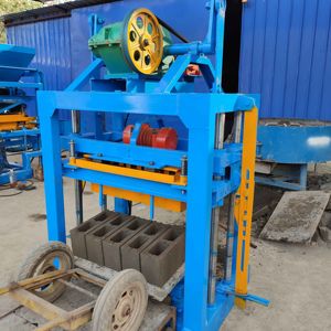 Maquinaria de fabricación de bloques de ladrillo, para pequeños negocios, bloque hueco entrelazado - Product Image 1