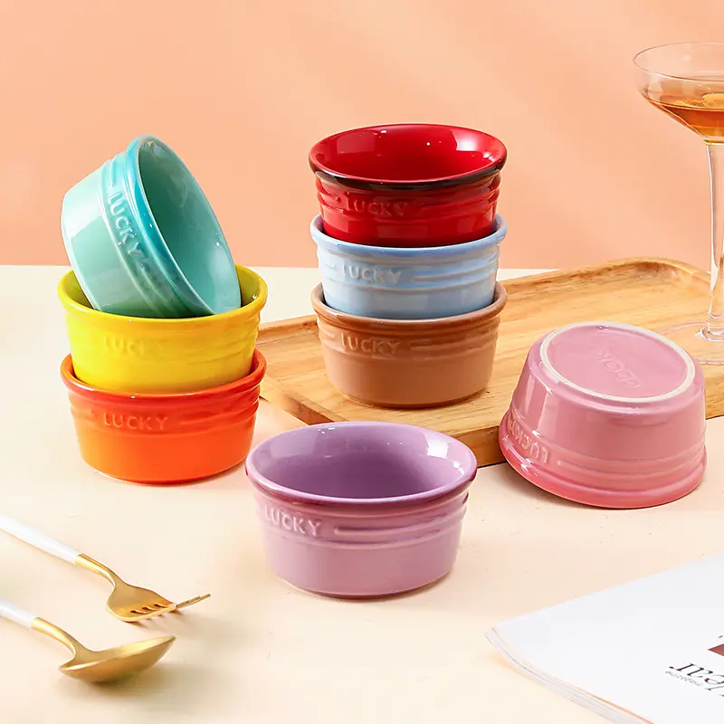 Tazas de natillas de souffle de cerámica coloridas personalizadas para hornear y tazón de helado Juego de ramekin de porcelana