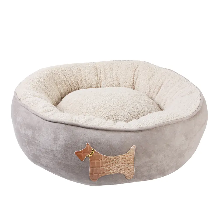 Logo personnalisé Lit doux en fausse fourrure pour animaux de compagnie Confortable Lavable Chat chien Coussin amovible lits