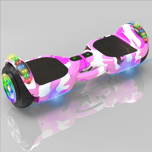 Iki tekerlek <span class=keywords><strong>7</strong></span> inç 500W akıllı kendini dengeleme LED ışıkları yetişkin çocuk elektrikli scooter Hoverboards durun kurulu