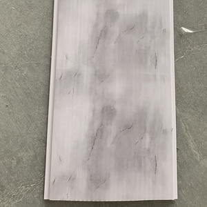 现代聚氯乙烯墙板天花板，用于浴室条形设计，具有防水防火功能，易于安装天花板网格 - Product Image 3