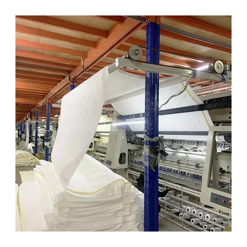 100% Polyester Gebreide Matras Bed Tikkende Stof Gewatteerde Uit China Fabrikant