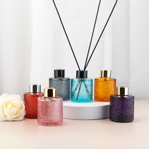 Colorful 100ml Embossed Flameless Aromatherapy Bottle <strong>DIY</strong> <strong>Perfume</strong> Fragrance Diffuser Empty Jar Dispensing Glass Cosmetic Cap - Product Image 1