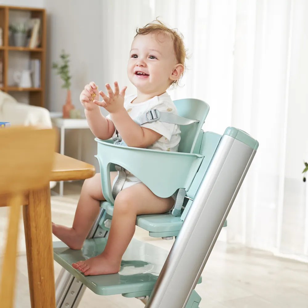 Chaise d'alimentation pour bébé à usage domestique chaise de croissance réglable chaise de salle à manger pour enfants en plastique