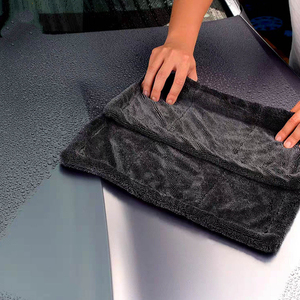 ビッグホールセールカープロ1400gsm150016001800カーモンスター用両面マイクロファイバーデラックスデュアルブラックマイクロファイバー乾燥タオル