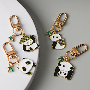Portachiavi in metallo Panda carino all'ingrosso portachiavi con animali cartoni animati promozionali accessori per auto