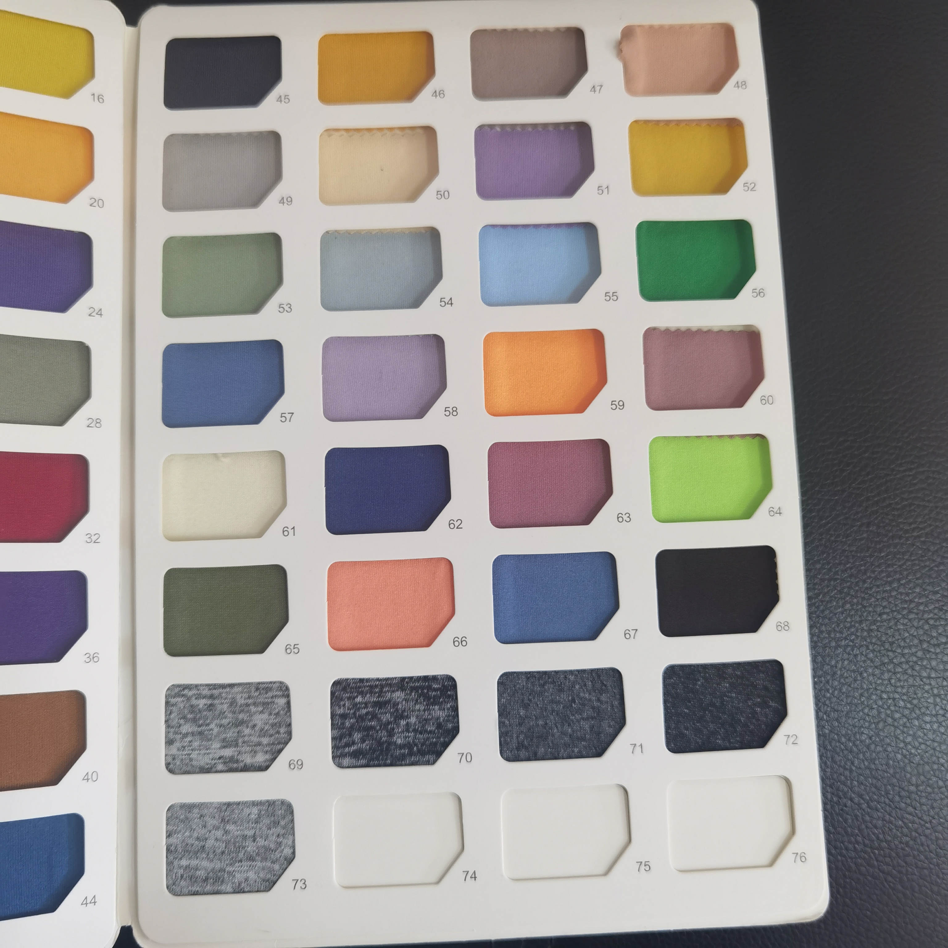Altri colori solidi 3