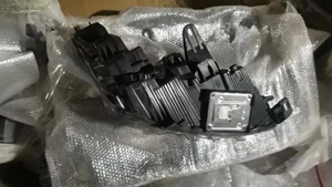 FORD Mustang Mach E 2021 ve UP için far sağ OE LJ8B-13E014-DE amerikan versiyonu sağ far LED far - Product Image 4