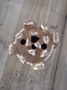 Fabrika 127mm düz üst PDC uçları karbür matris PDC matkap ucu için iyi sondaj erkek konu - Product Image 2
