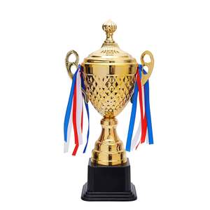 ホットセール昇華クラウン樹脂メッキ金属サッカーカップトロフィートップグレード電気メッキゴールデンカスタムスポーツトロフィーカップ