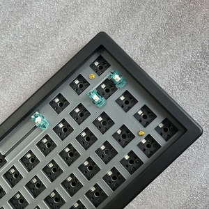 Teclado mecánico GMK67 de 67 teclas, retroiluminación RGB, Teclado mecánico con cable DIY con función de interruptor de perilla, piezas de teclado