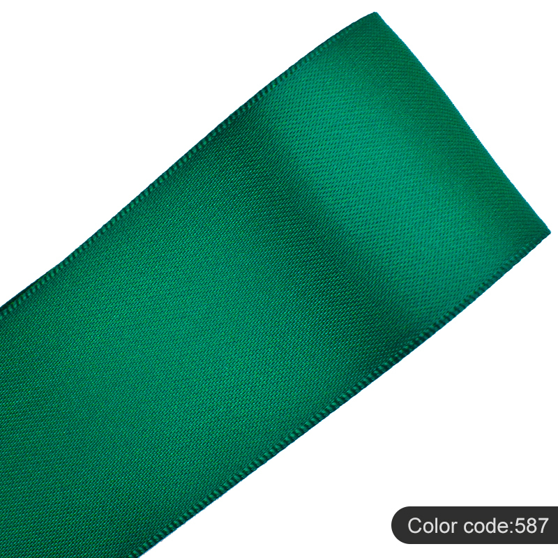 587 Verde bosque