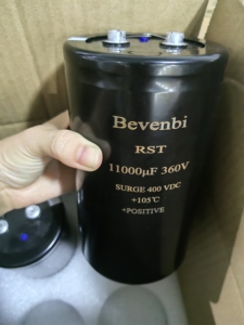 Bevenbi 300V 400V 500V <span class=keywords><strong>600V</strong></span> 1000uF biến tần vít loại tụ điện điện phân nhôm - Product Image 2