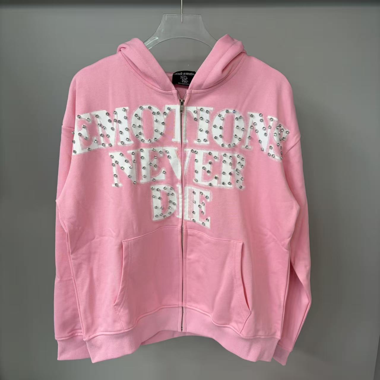 EM82 Pink