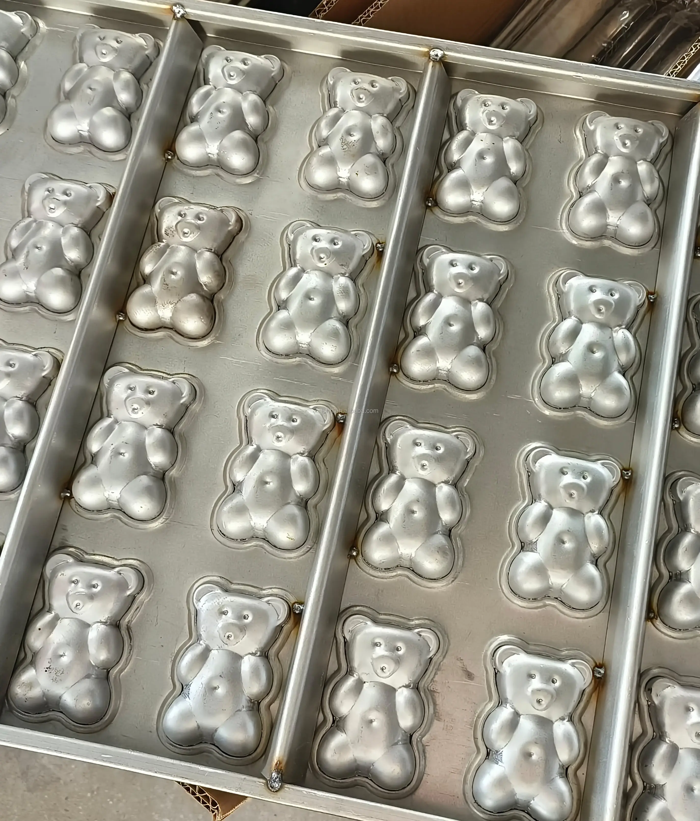 Penjualan laris 2024 nampan kue Panda beruang baja aluminium kustom cetakan Cupcake berbentuk hewan