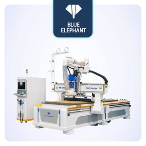 Multi-uso automático 1325 1530 atc <span class=keywords><strong>cnc</strong></span> roteador, máquina pedindo roteador de madeira móveis cozinha armário porta fazendo máquina preço