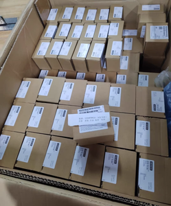 CJ1M-CPU13モジュール産業用制御PLCプログラミングCPUユニット在庫倉庫 - Product Image 2