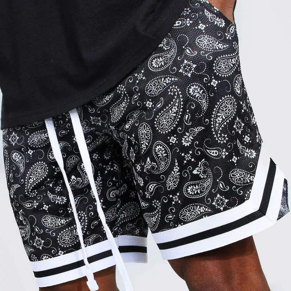 Pantalones cortos de baloncesto informales con cintura elástica al por mayor pantalones cortos Bandana negros con estampado de Cachemira para hombre