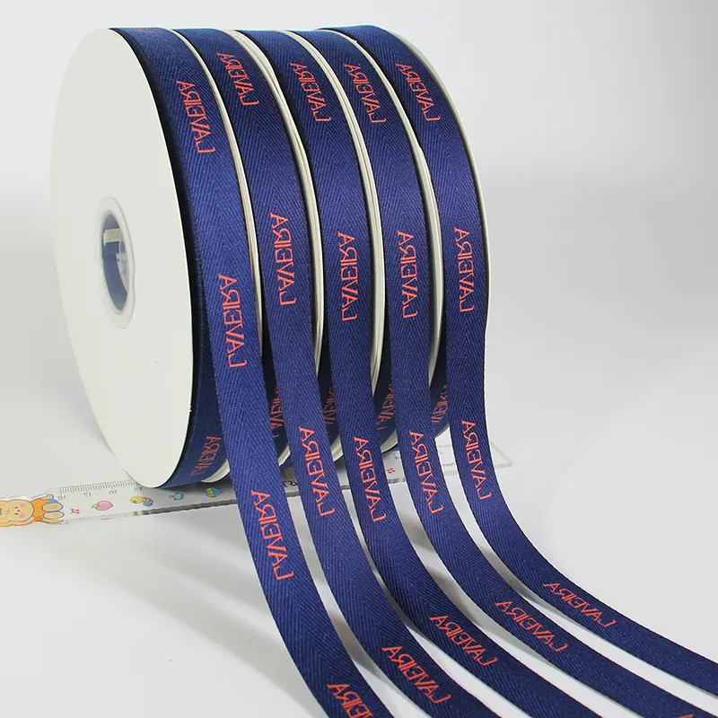 Atacado 49 cores fitas de sarja personalizadas espinha de peixe 100% algodão reciclar com logotipo para decoração de vestuário