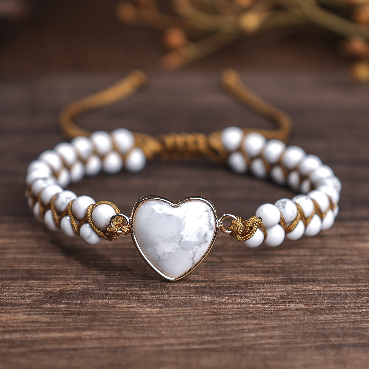 Corazón de howlita blanca