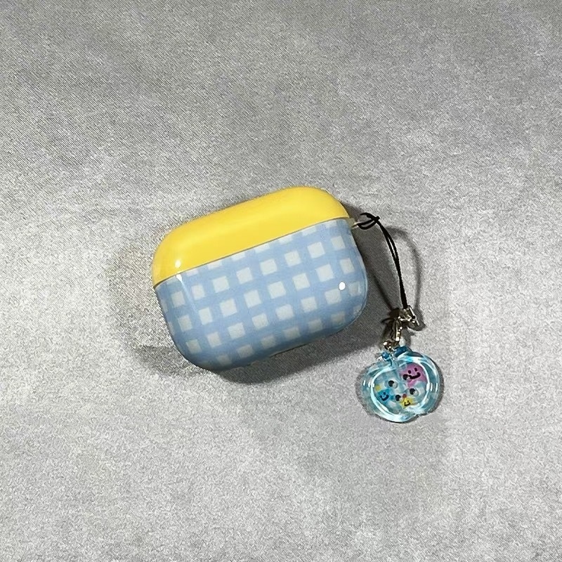 Blue+Yellow+White