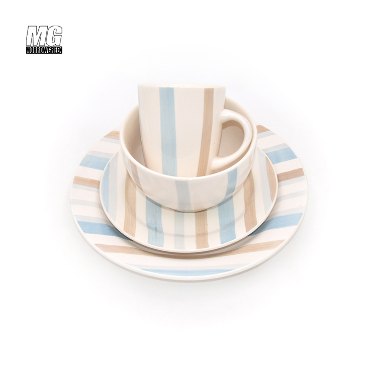 Wholesale cheap price tableware custom logo pattern ceramic dinnerware porcelain dinner set