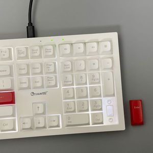 108键舒适静音键机械触摸感觉C型有线 + 2.4G + BT无线发光二极管背光电脑游戏键盘 - Product Image 4