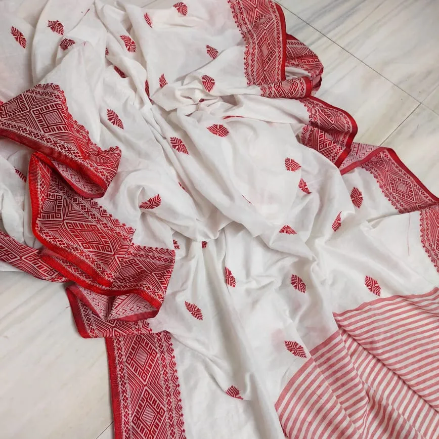 Pure handloom cotton saree All over exclusive weaving work With blouse pis traditional cotton saree handmade bulk product