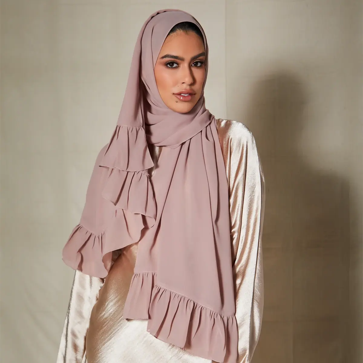 Cachecol leve de chiffon premium, macio respirável e tipo hijab para pele, lenço luxuoso e opaque