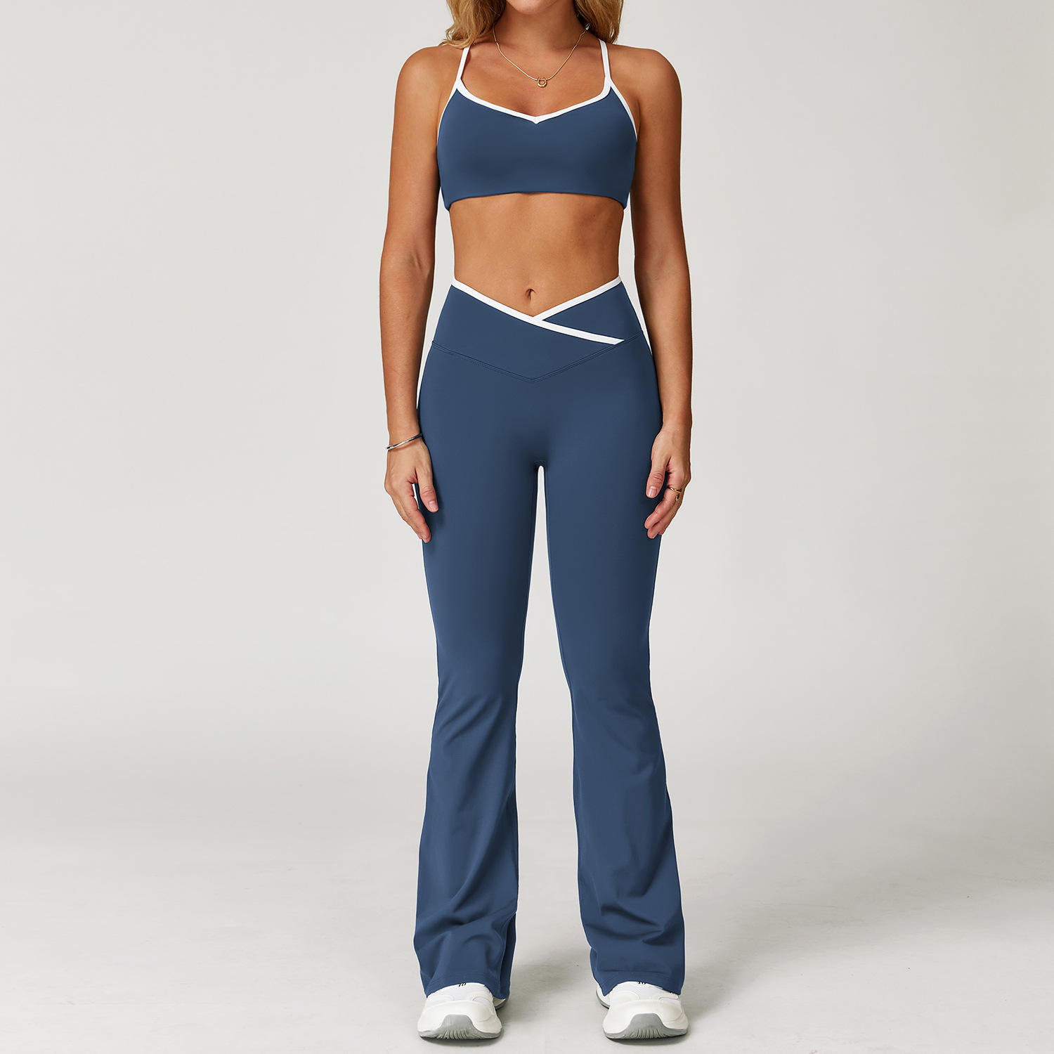 Ensemble évasé bleu foncé