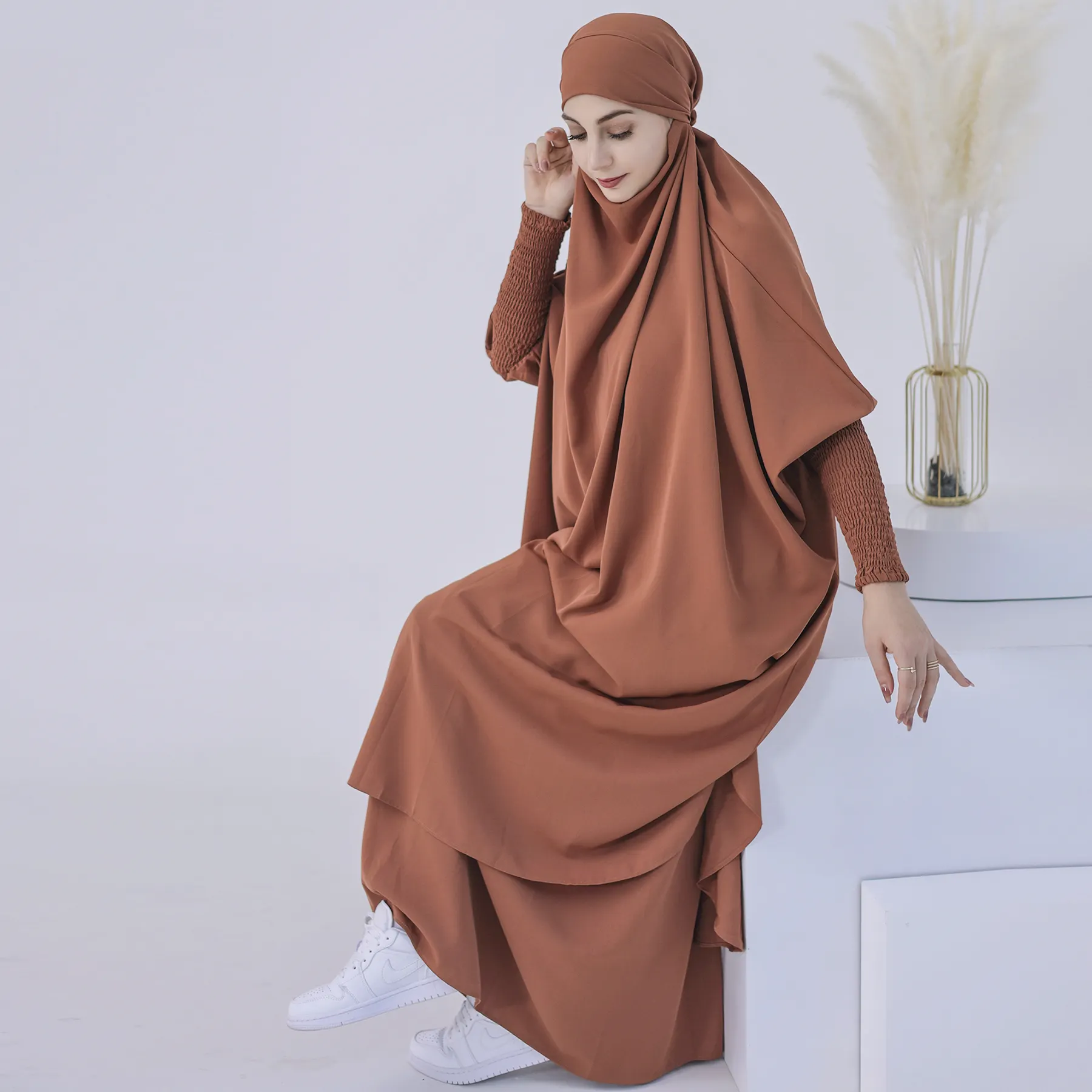 Loriya moda EID Islamic abbigliamento India & Pakistan abbigliamento all'ingrosso moderno Top seller Abaya donna musulmana abito preghiera Abaya