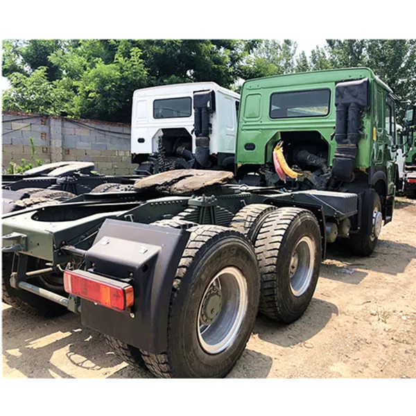 La Howo Trailer de segunda mano, camiones unidades 6X4 GNC China Marca 375Hp venta Sinotruk Mitsubishi usado barato camión Tractor