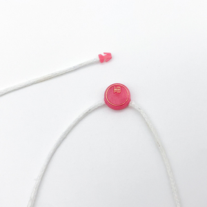 En Stock, cadena de etiquetas colgantes en relieve personalizada, etiqueta de plástico, cadena de autobloqueo, hilo colgante, accesorio de etiqueta colgante, cuerda de etiqueta oscilante - Product Image 5