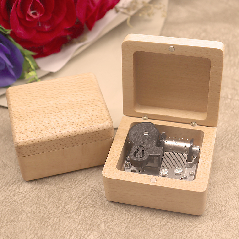 Caja de música de madera de haya "Alegría de vivir"