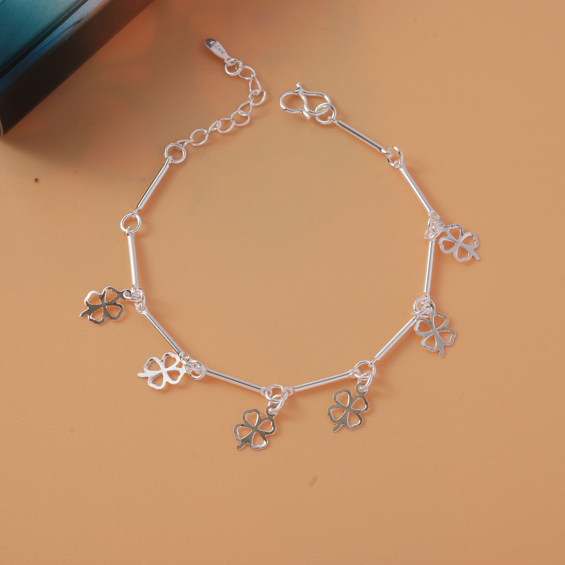 Bracelet trèfle à quatre feuilles en bambou SL08